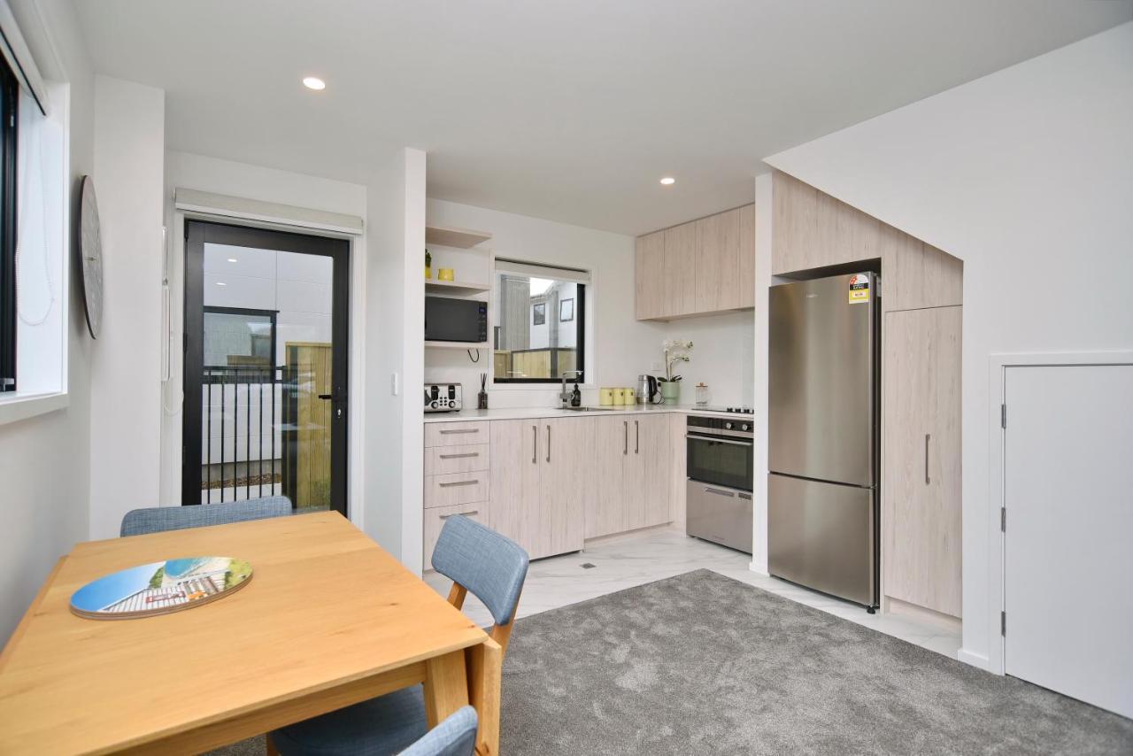 Sea Air And Sandy Beach, Beautiful 1 Bed 1 Bath Christchurch Exteriör bild