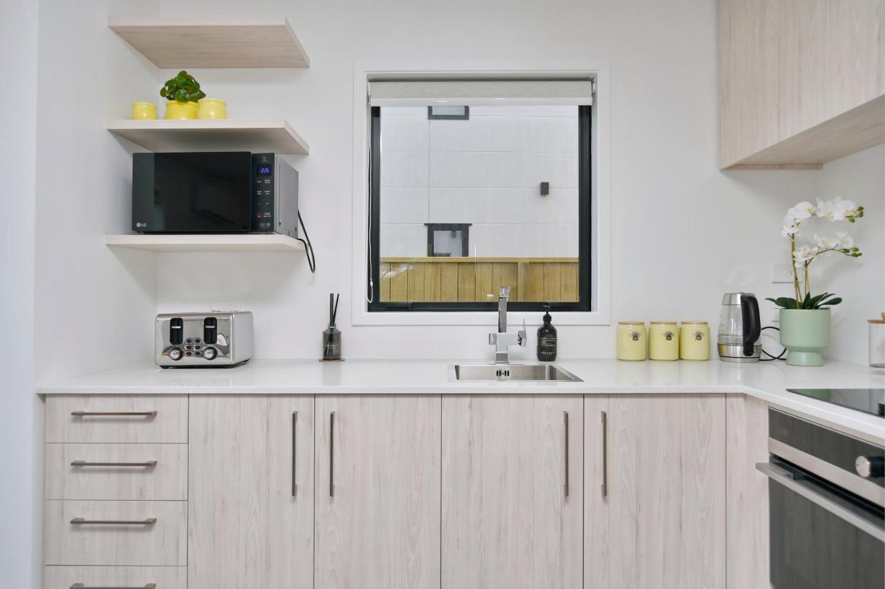Sea Air And Sandy Beach, Beautiful 1 Bed 1 Bath Christchurch Exteriör bild
