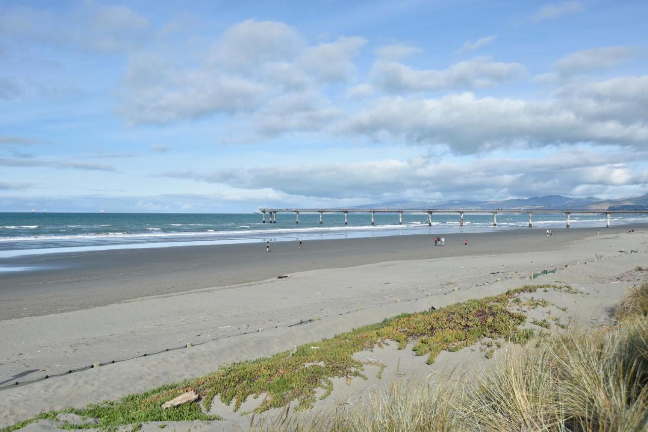 Sea Air And Sandy Beach, Beautiful 1 Bed 1 Bath Christchurch Exteriör bild